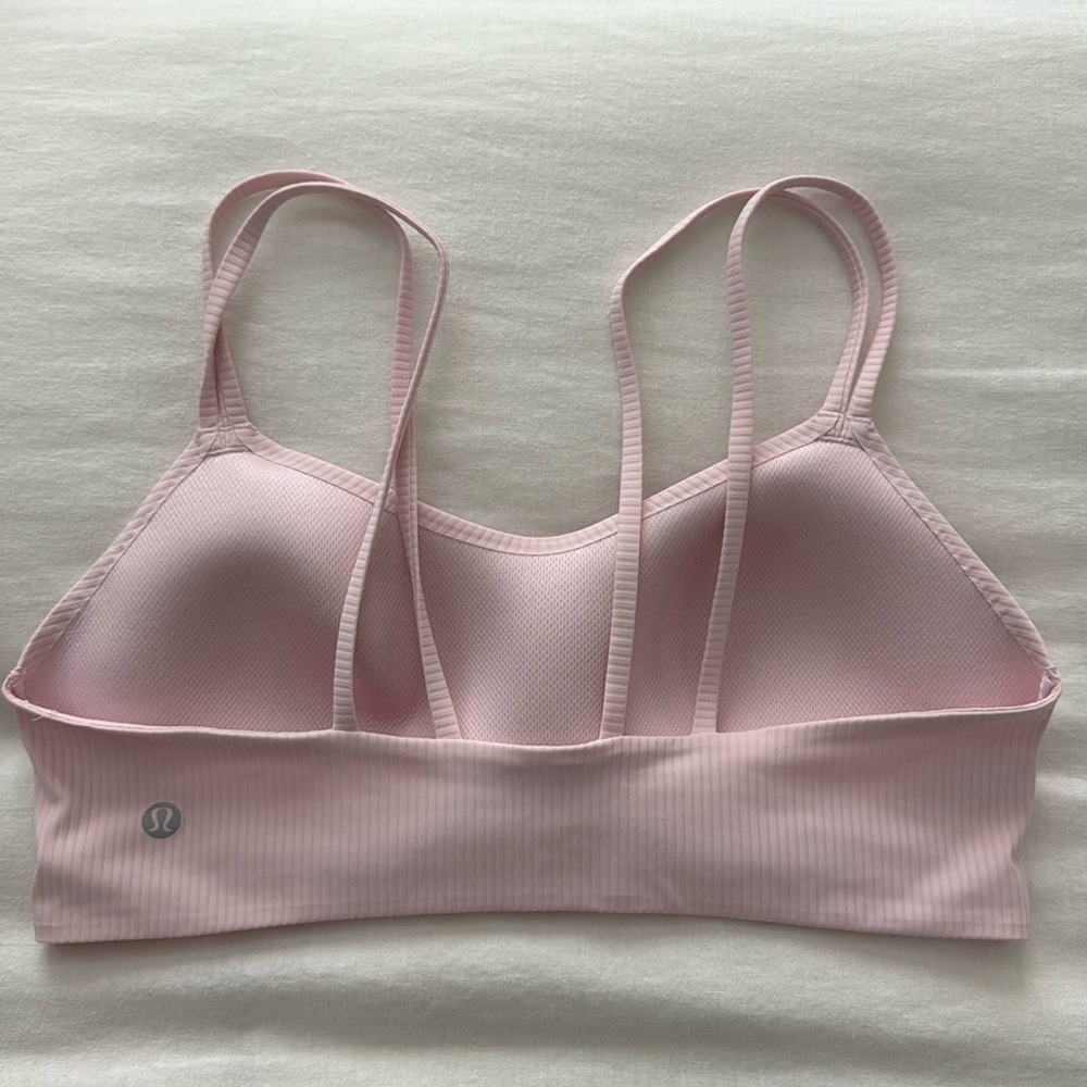 Like a cloud regular sports bra